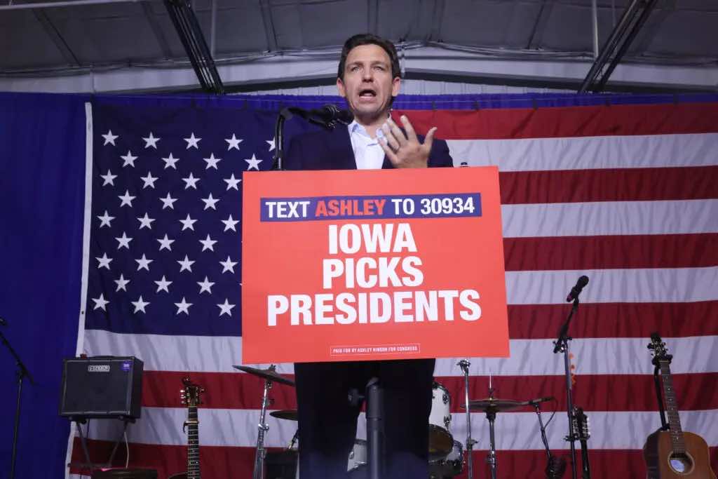 DeSantis Camp Faces ‘Another PR Disaster’ With Iowa Poll’s Release
