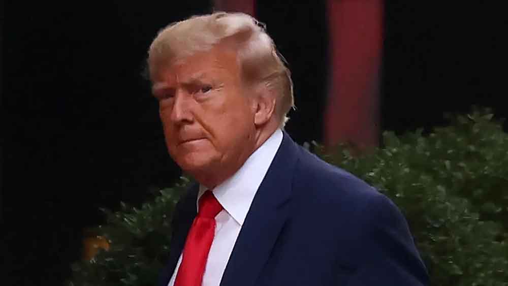 TRUMP’S LEGAL FIGHT ENTERS NEW PHASE THAT COULD AFFECT OUTCOME OF FLORIDA CASE AS DEFENSE CHALLENGES PROSECUTOR’S AUTHORITY