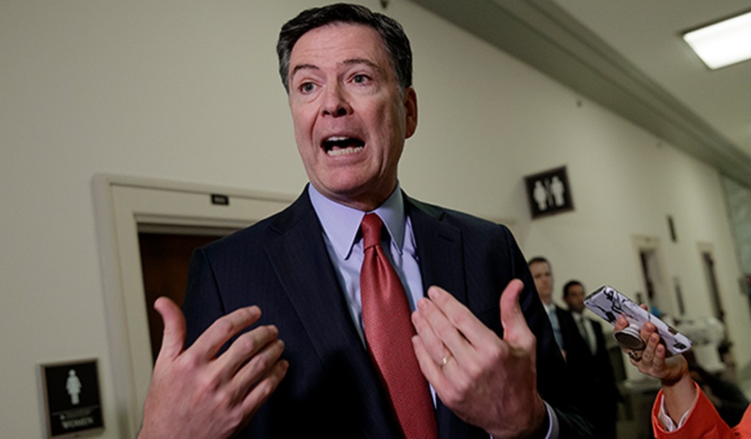 The Newspaper That Benefited From Comey-Approved Leaks Covers for Him