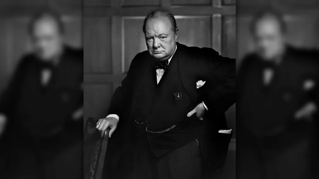 CLOTHED IN COMMAND: THE STYLE OF WINSTON CHURCHILL CLOTHED IN COMMAND: THE STYLE OF WINSTON CHURCHILL